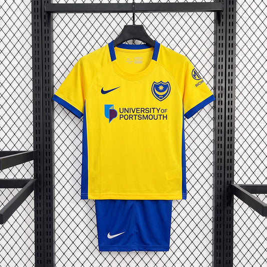 26/27 Portsmouth Away Kids Kit